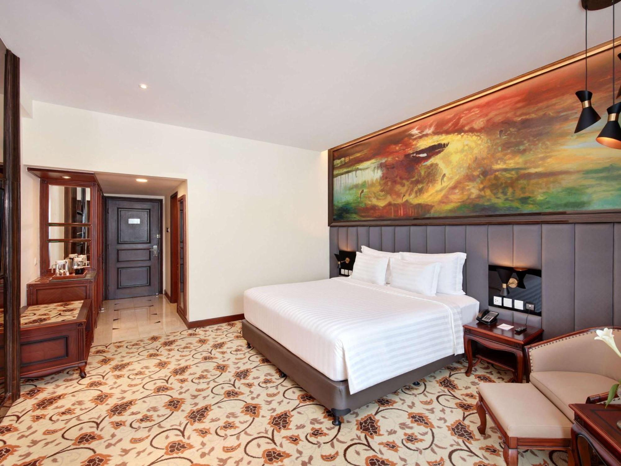 Hotel Grand Mercure Angkasa 5*
